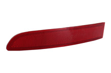 Carica l'immagine nel visualizzatore di Gallery, Rear Bumper Reflector suitable for VW Golf 5 V (2003-2007) R32 Look