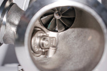 Carica l'immagine nel visualizzatore di Gallery, Hybrid Turbocharger GT1000 for Mercedes-Benz 4.0L V8 Bi-Turbo - RTMG Performance