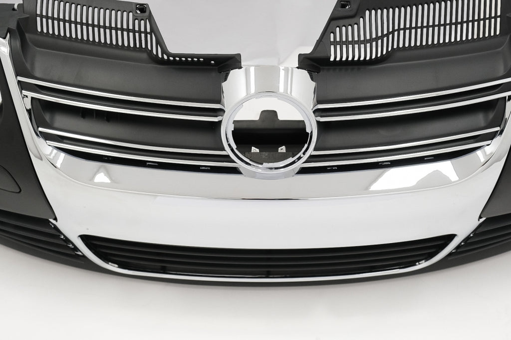 Front Bumper suitable for VW Golf V 5 (2003-2007) Jetta (2005-2010) R32 Look Chrome Grill