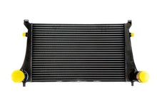 Carica l&#39;immagine nel visualizzatore di Gallery, Intercooler a montaggio anteriore per 1.8 / 2.0 TSI EA888 Gen 3 - Golf 7 / Leon / Audi TT